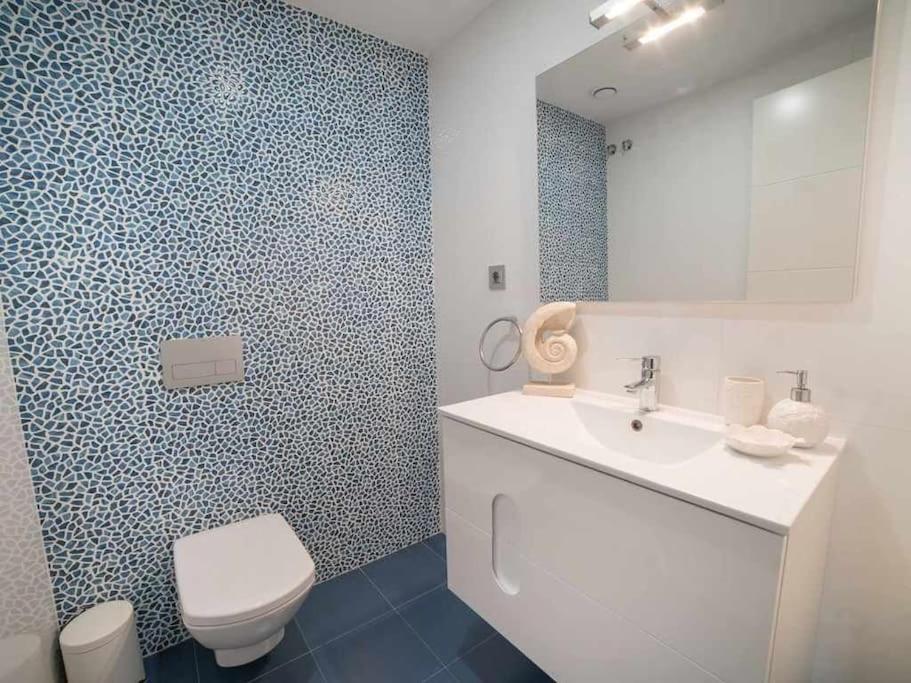 Appartement Lujoso A 1a Linea Del Mar Lloret de Mar